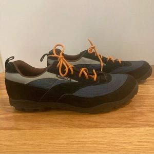 Shimano SH-MO32 With Cleats Biking Shoes